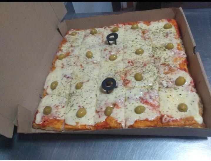 Pizza Muzarella 20 porciones